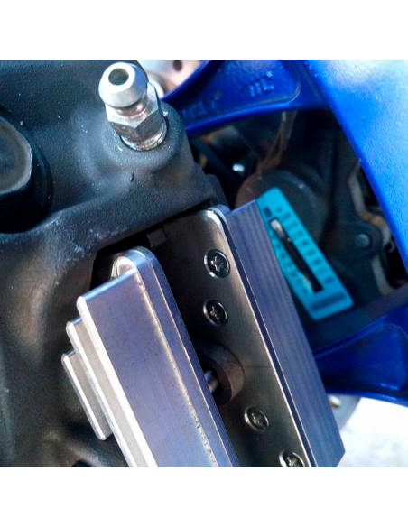 Disipador / Enfriador de pastillas de freno YAMAHA R1/M 15-18