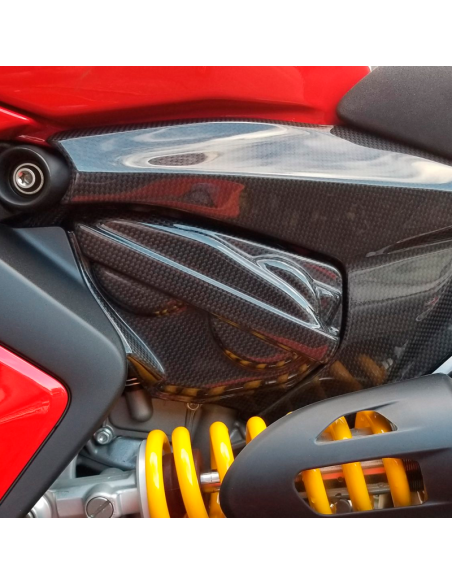 copy of Protector Basculante de fibra de carbono YAMAHA R1 2015-2020