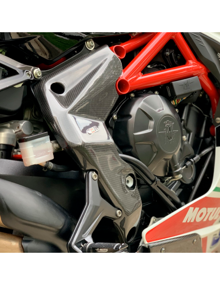 copy of Protector Basculante de fibra de carbono YAMAHA R1 2015-2020