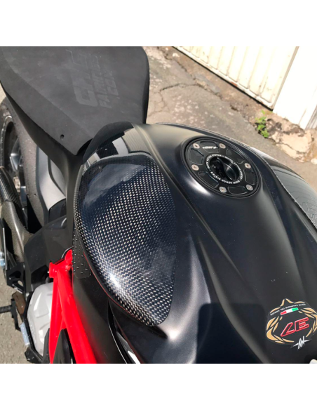 copy of Protector Basculante de fibra de carbono YAMAHA R1 2015-2020