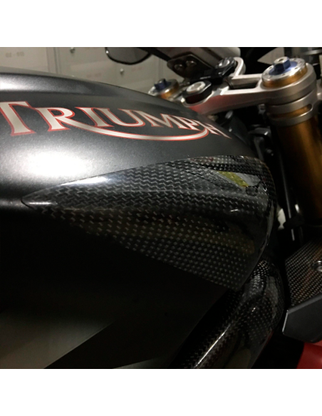 copy of Protector Basculante de fibra de carbono YAMAHA R1 2015-2020