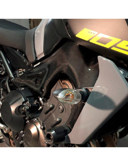 copy of Protector Basculante de fibra de carbono YAMAHA R1 2015-2020