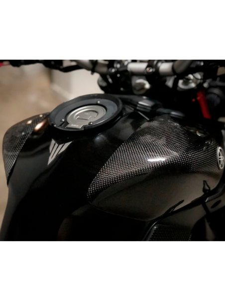 copy of Protector Basculante de fibra de carbono YAMAHA R1 2015-2020