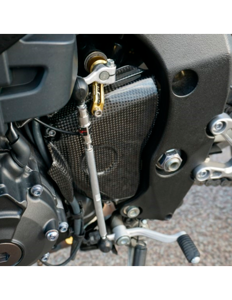 Tapa piñón Carbono CARBON 2 RACE YAMAHA YZF-R1 2015-2021