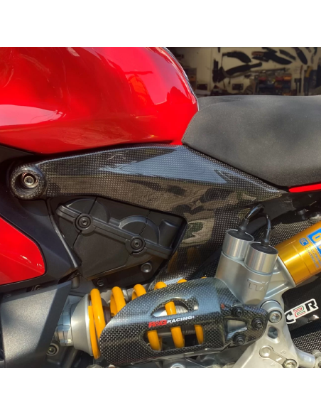 copy of Protector Basculante de fibra de carbono YAMAHA R1 2015-2020