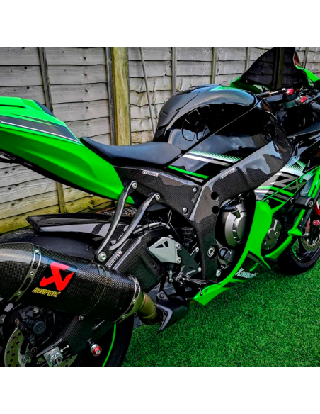 copy of Protector Basculante de fibra de carbono YAMAHA R1 2015-2020
