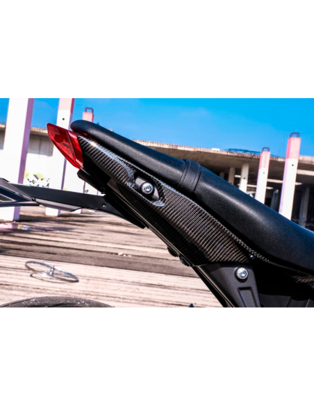 copy of Protector Basculante de fibra de carbono YAMAHA R1 2015-2020