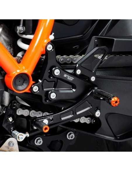 Estriberas BONAMICI RACING para KTM 1290 SUPERDUKE R 2020-2022