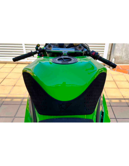 copy of ZasGrip Rutschfester Tank KAWASAKI ZX-10R 2011-2023 mit Tankverlängerung